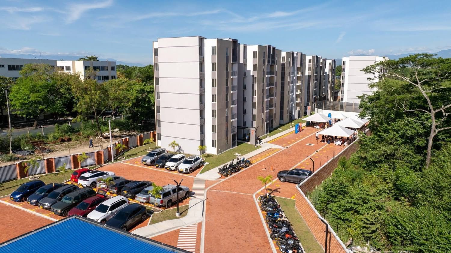 CONJUNTO RESIDENCIAL BOSQUES DE LA REBECA imagen 2